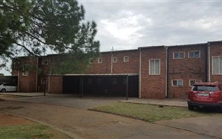 Commercial space in Vanderbijlpark CW5