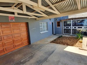4 Bed House in Victoria Park