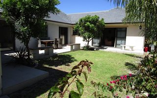 5 Bedroom House in Lansdowne