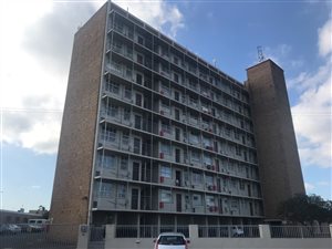 2 Bed Apartment in Bellville Central