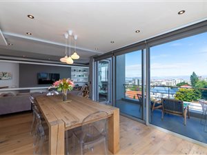 3 Bed Apartment in Green Point