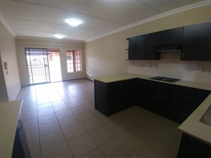 2 Bed Townhouse in Meyerton Central