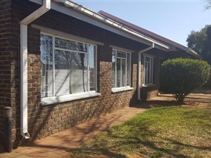 3 Bed House in Falcon Ridge