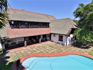 4 Bed Townhouse in Forest Hills
