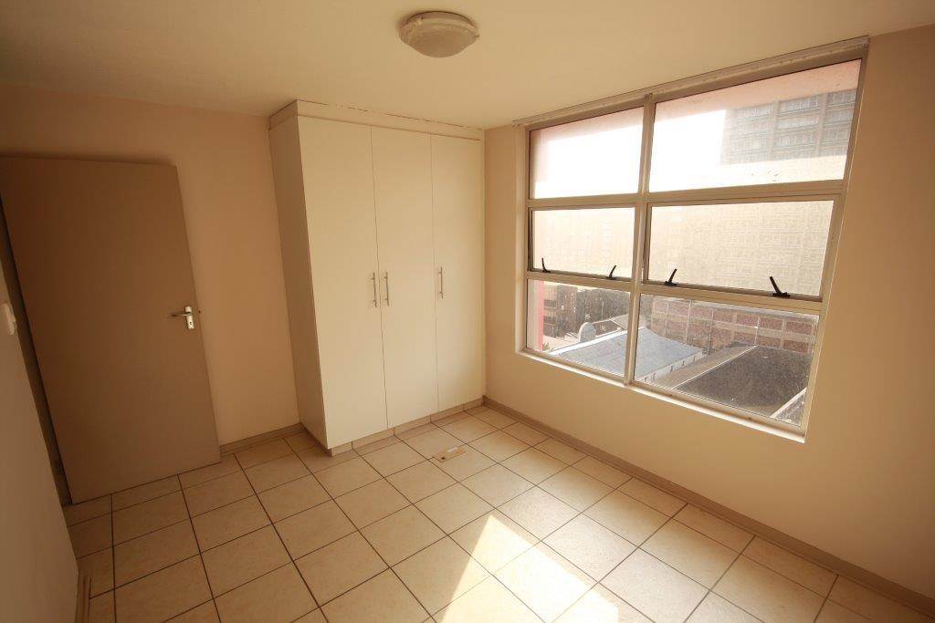 2 Bed Apartment To Rent In Durban Cbd Rr1728968 Private Property