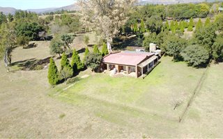 1 Bedroom House in Skeerpoort