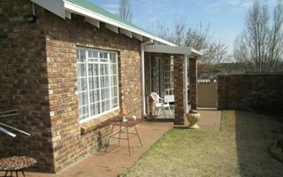 2 Bedroom Townhouse in Senekal