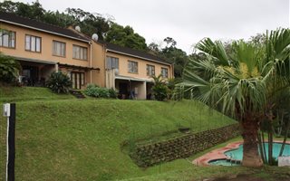 1 Bedroom Apartment in Bellair