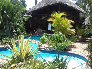 2 Bed Garden Cottage in Fairview