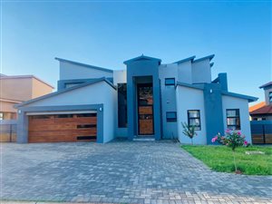 4 Bed House in Magaliesberg Country Estate