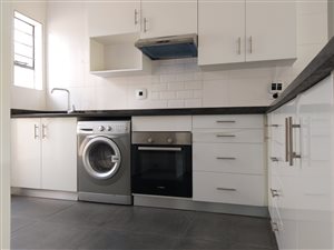 2 Bedroom Duplex in Kew