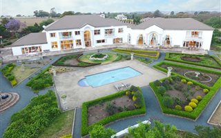 5 Bedroom House in Kyalami