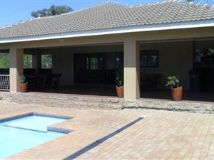 2 Bed Apartment in Paulshof