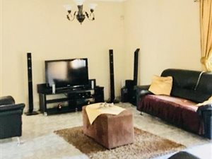 6 Bed House in Mount Vernon