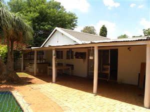 3 Bed House in Doornpoort and surrounds