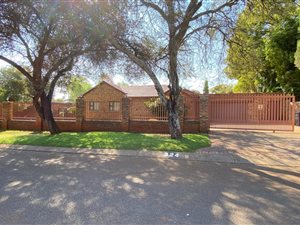 4 Bed House in Wierda Park