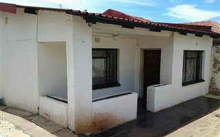 2 Bedroom House in Molapo