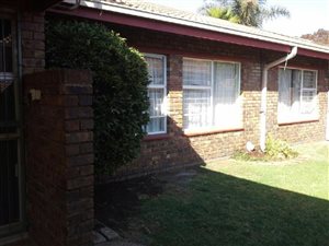 3 Bed Townhouse in Flora Gardens