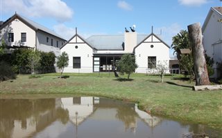 3 Bedroom House in Zevenzicht