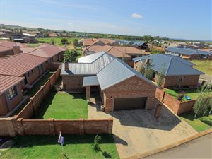 3 Bed House in Lifestyle Estate