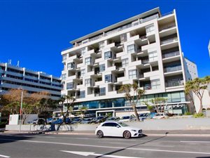 2 Bed Apartment in Claremont Upper