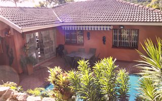 3 Bedroom House in Malvern