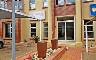 120 m² Office Space in Melodie