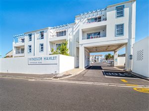 2 Bed Apartment in Lansdowne