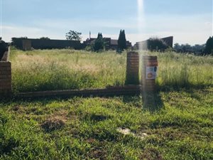 1048 m² Land available in Meyerton Park