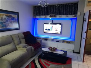 2 Bed Apartment in Paradise Valley