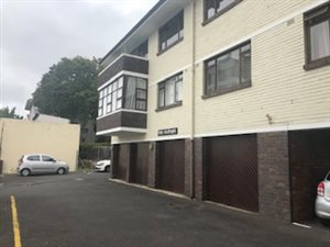 3 Bedroom Apartment in Harfield Village