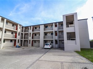 1 Bed Apartment in Burgundy Estate