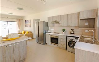 2 Bedroom Apartment in Carlswald Estate