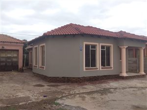 3 Bed House in Nellmapius