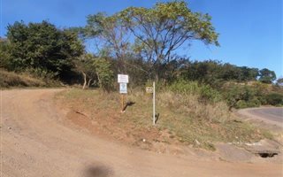 3.8 ha Land available in Cliffdale