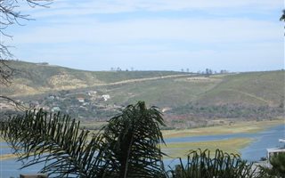 827 m² Land available in Paradise