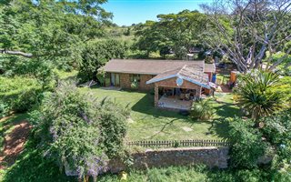 3 Bedroom House in Waterfall