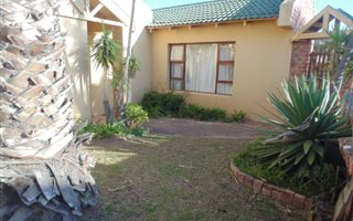 3 Bedroom House in Overbaakens
