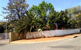 1 Bedroom Garden Cottage in Birch Acres