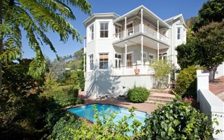 5 Bedroom House in Paarl Central West