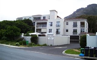 2 Bedroom Apartment in Scott Estate