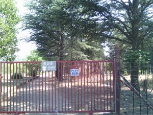 2.2 ha Farm in Rietfontein