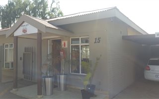 231 m² Office Space in Denneoord
