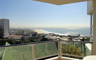 2 Bedroom Apartment in Humewood
