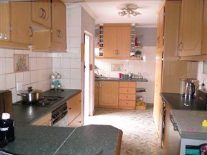 4 Bed House in East Lynne