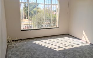 2 Bedroom Flat in Carletonville