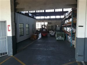 200 m² Commercial space in Jacobs