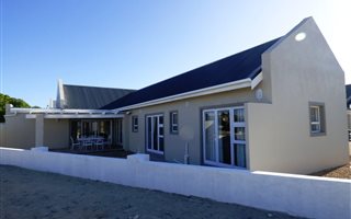 3 Bedroom House in Yzerfontein