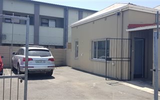 65 m² Commercial space in Berea