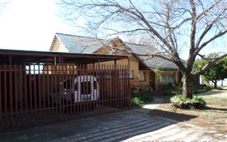 3 Bedroom House in Klerksdorp
